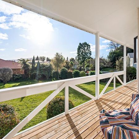 Family Perfect, Winter Getaway, Secure Yard, Parking, Mountain Bikes, Arcade Villa Rotorua Exterior photo